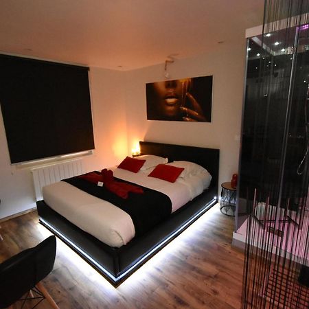 Spa Privatif Love Room, Le Hammam Et Bulles, Chez Nuits Chartraines Chartres Exteriér fotografie