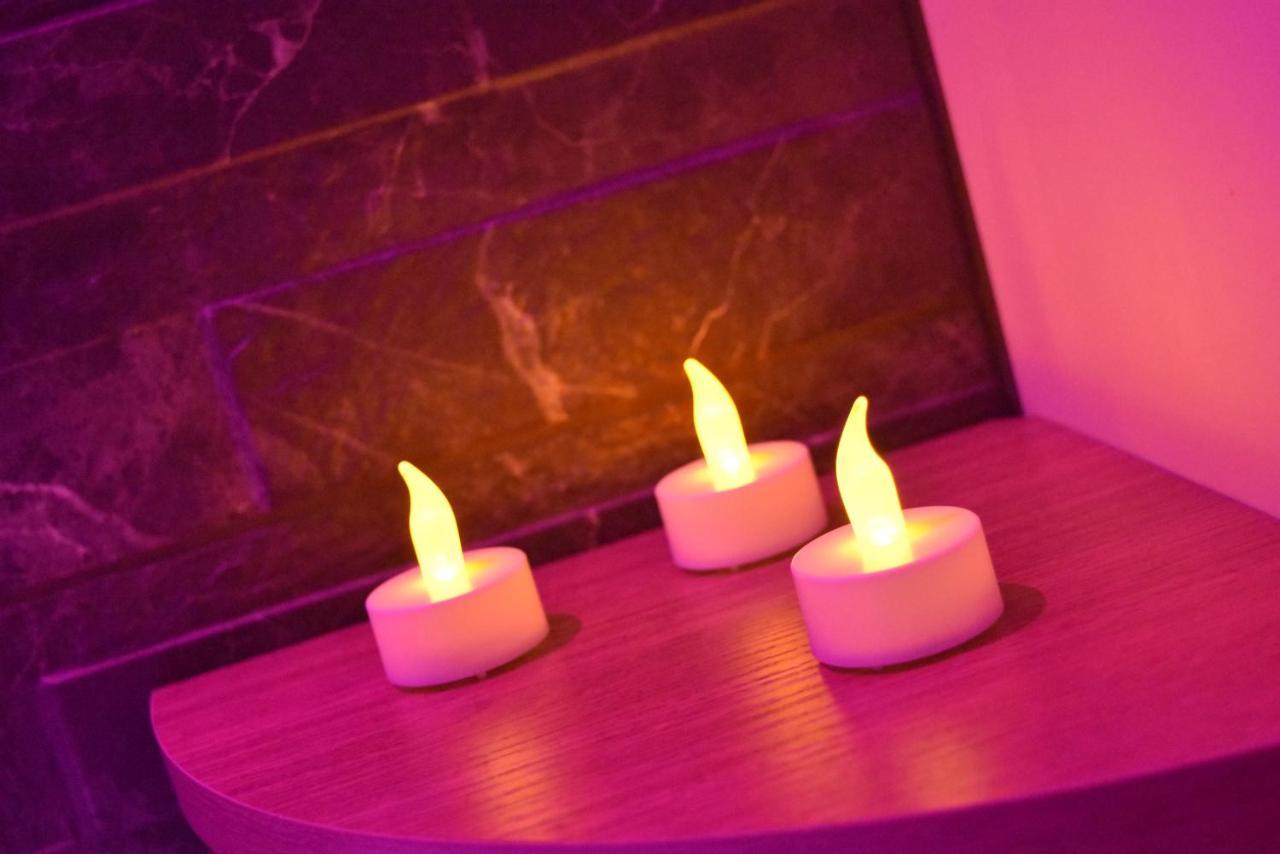 Spa Privatif Love Room, Le Hammam Et Bulles, Chez Nuits Chartraines Chartres Exteriér fotografie