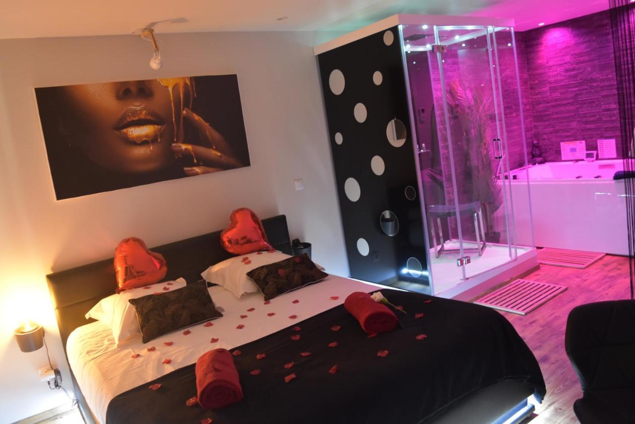 Spa Privatif Love Room, Le Hammam Et Bulles, Chez Nuits Chartraines Chartres Exteriér fotografie
